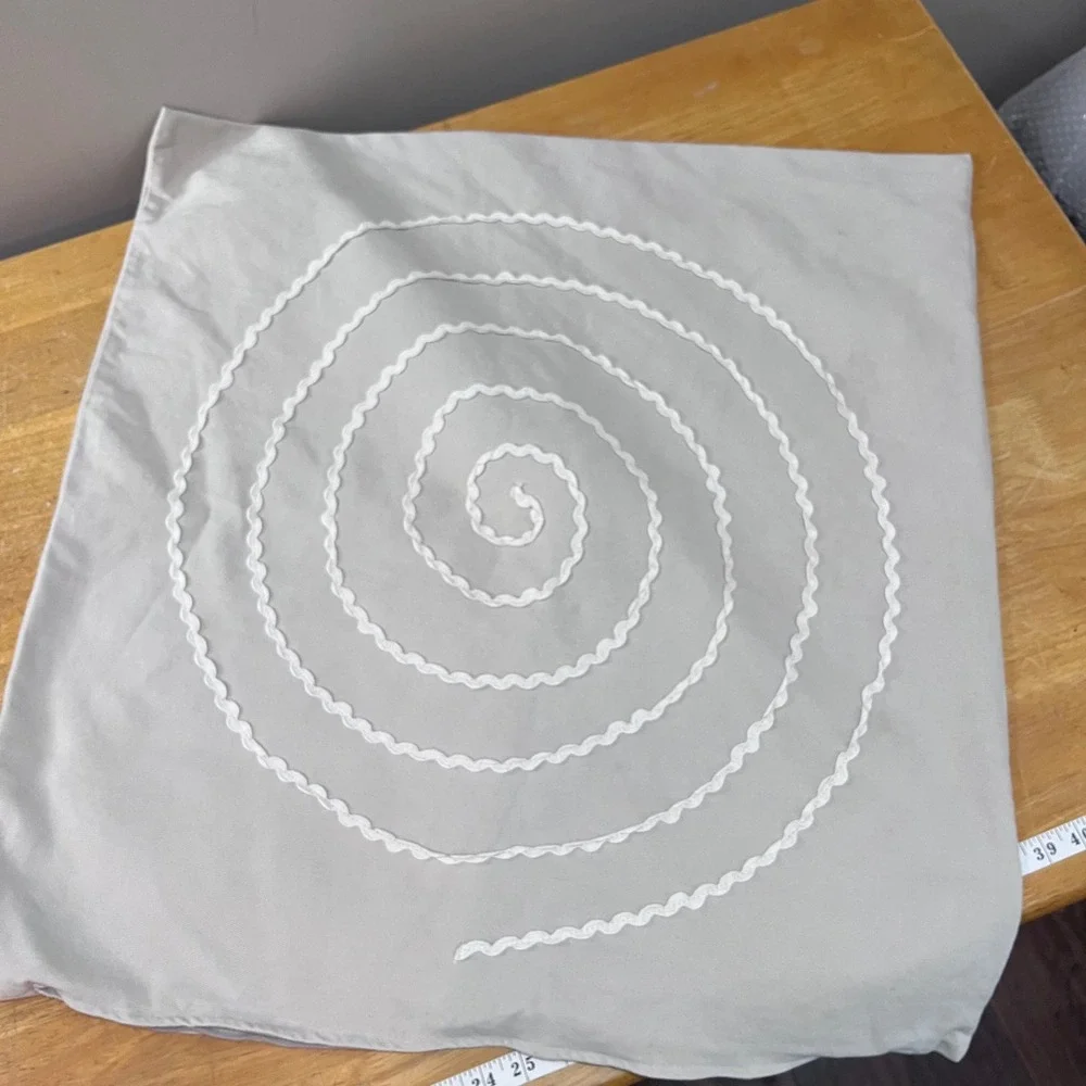 IKEA Lydia Wilj Beige Cotton Spiral Ric Rac Throw Pillow Cover 27x28 Scandi Vtg‎